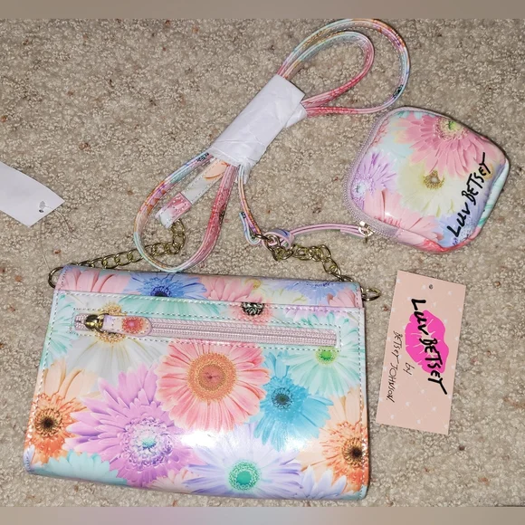 Betsey Johnson Floral Pastel Crossbody Bag with Coin Pouch - Picture 4 of 6